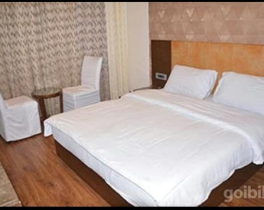 Hotel Parklane 아그라 외부 사진
